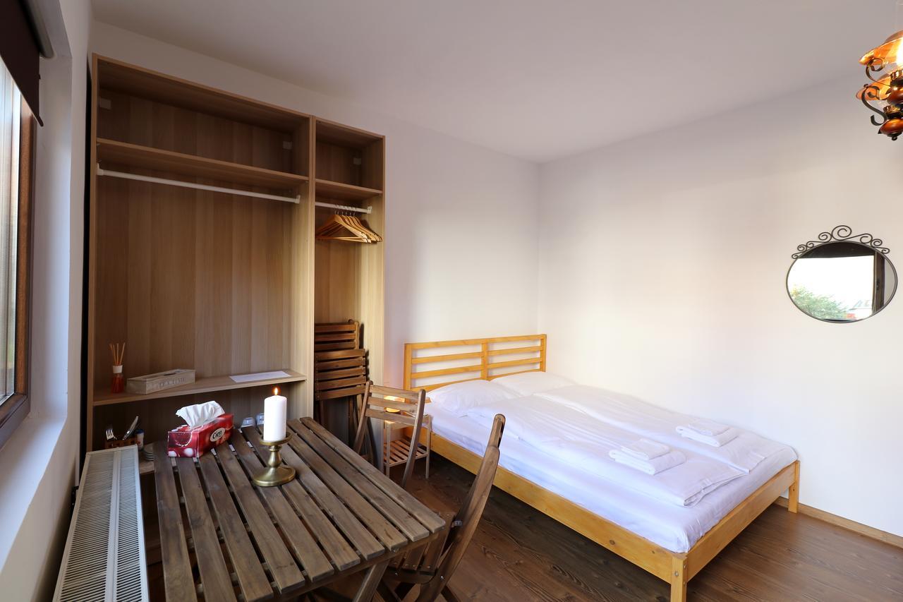 Casa 193 Motorcycle Friends Bed and Breakfast Sibiu Buitenkant foto